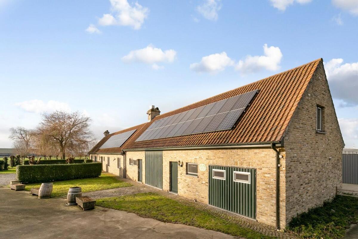Villa 'T Korenhof - Landelijk Gelegen Villa Op 4 Km Van Het Strand Koksijde Dış mekan fotoğraf